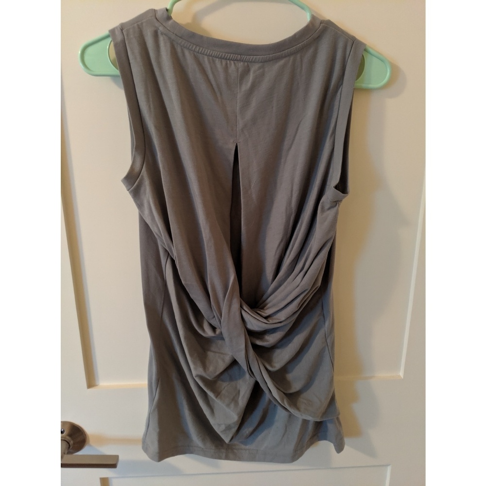 Vineyard Vines Workout Tank